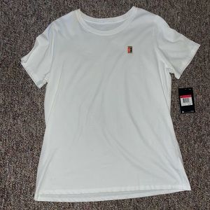 nike womens tennis tee 🎾 NWT , L